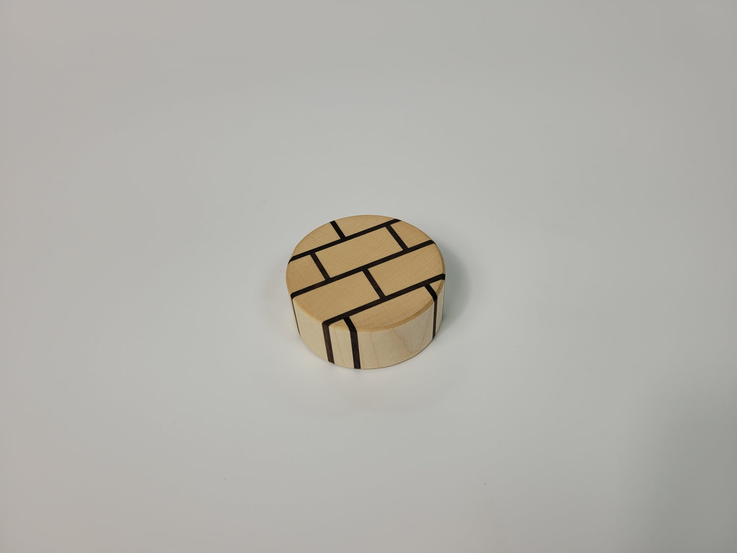 Runder Flaschenöffner (Ahorn, Nussbaum)