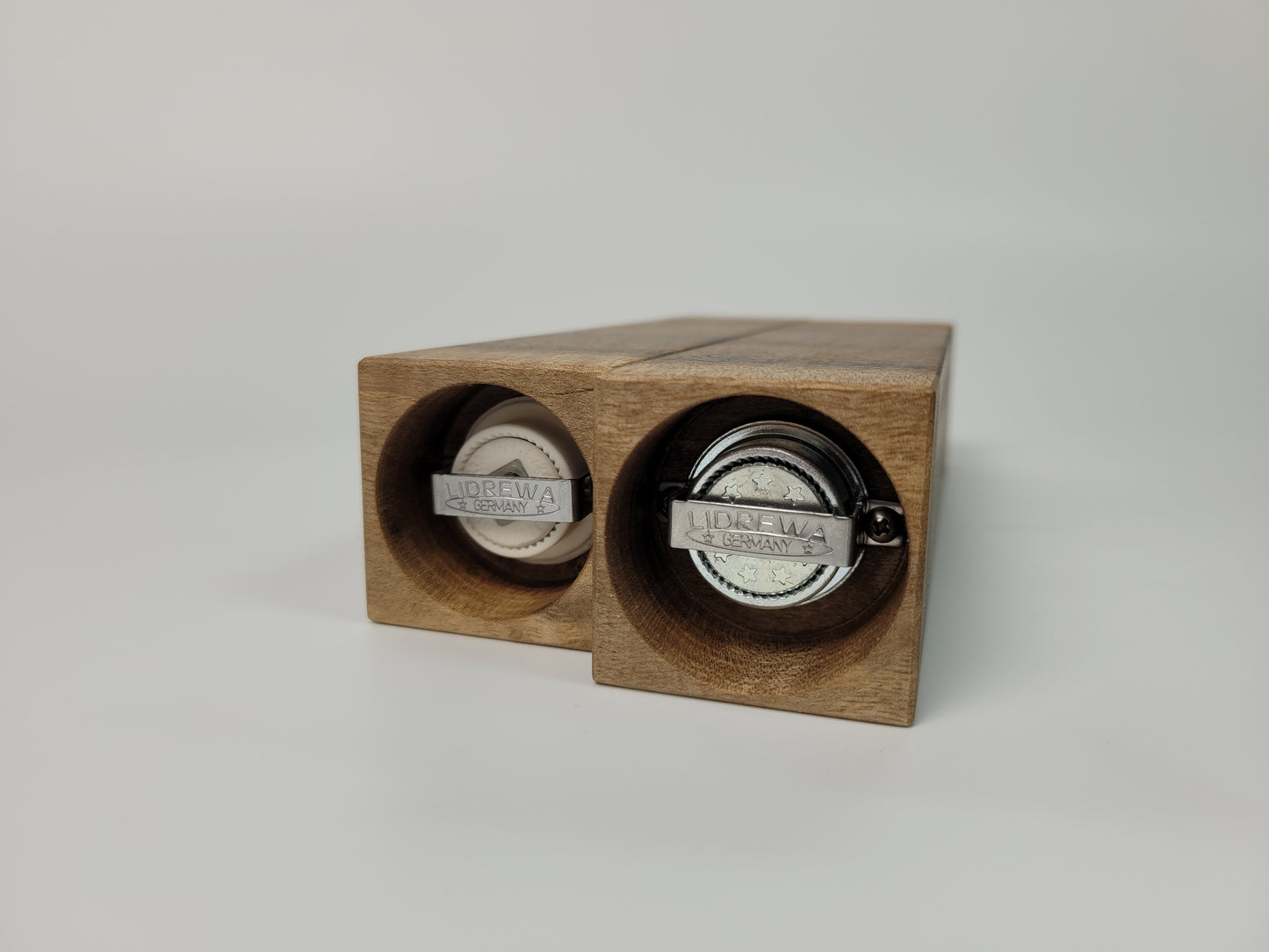 Salz- und Pfeffermühle (Nussbaum)