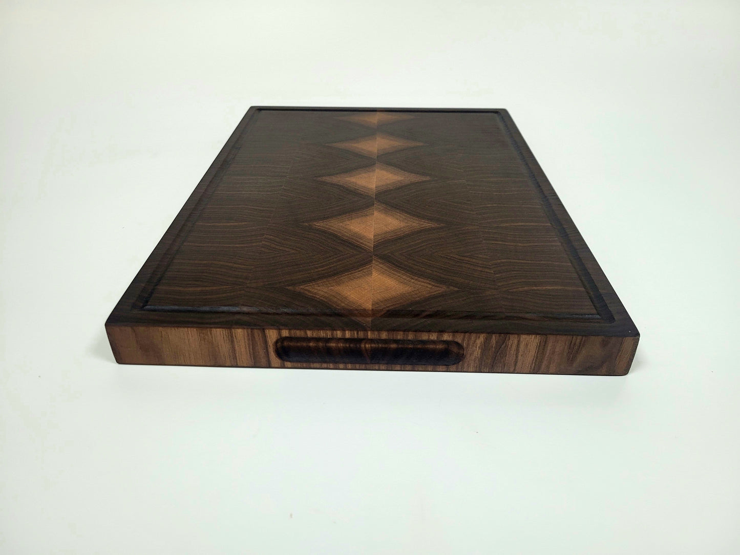 Nussbaum Stirnholzbrett Diamant #1