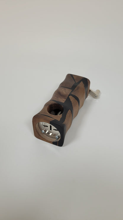 Muskatmühle Amerikanischer Nussbaum mit Epoxy