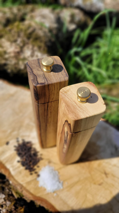 Salz- und Pfeffermühlen Set (Black Limba und gestockter Apfel)