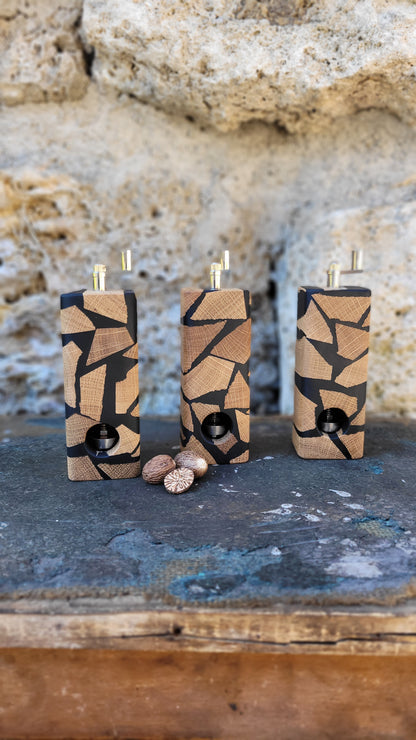 Muskatmühle Eiche mit schwarzem Epoxy